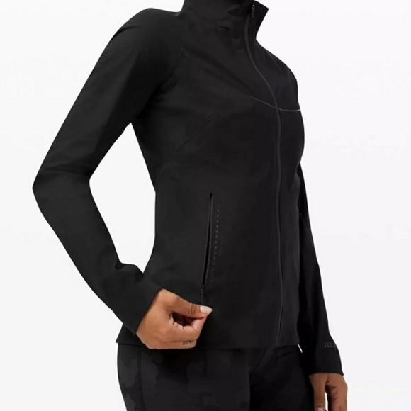 Lululemon Fast & Free Black Windbreaker 8 nwt - Picture 7 of 8